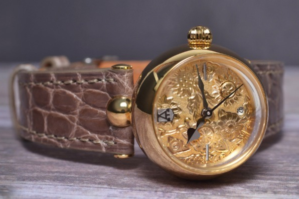 NY Product Design Awards News - Alexander Shorokhoff Uhrenmanufaktur Returns with Gold for Luxurious Wristwatch Shar!